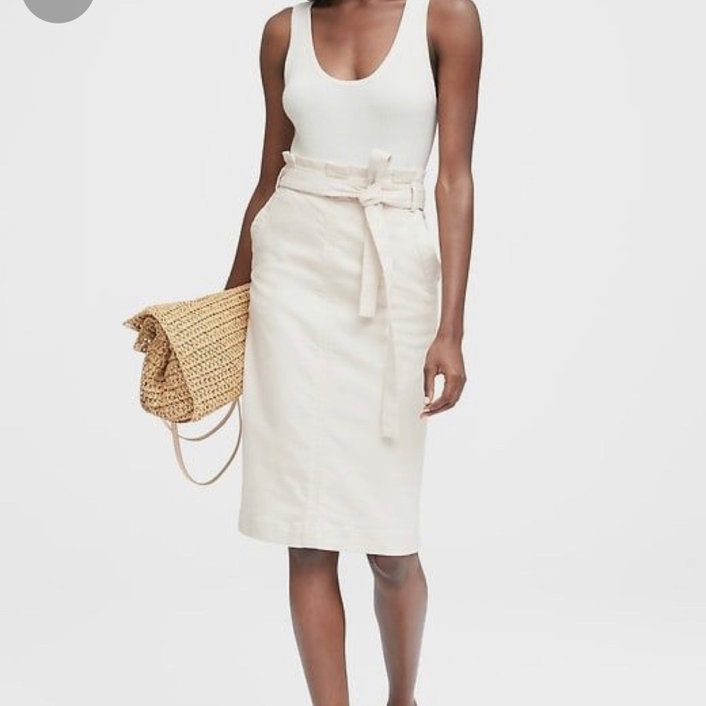 Banana Republic paper bag skirt